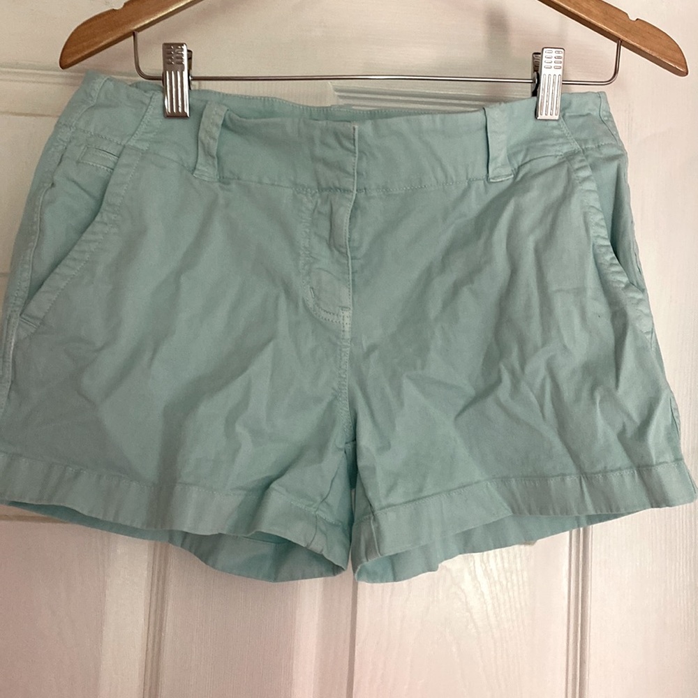 Aqua vineyard vines shorts! Size 4! Worn once!